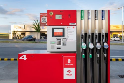Foto: Benzín a nafta překročily hranici 40 Kč/l