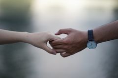 obrázek: Kraj upozorňuje na potřebnost náhradních rodičů. V září uspořádá týden pěstounství
