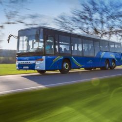 Od neděle se mění jízdní řády autobusů v kraji. Přibudou školní posily i zastávka Mrakodrap