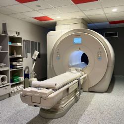 Písecká nemocnice zkracuje čekání na magnetickou rezonanci, akutní případy řeší do 24 hodin