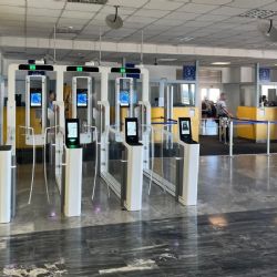 Vtip o teroristovi kvůli powerbance zastavil rodinný odlet z Letiště Václava Havla
