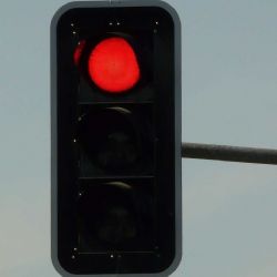 Semafory v Novém Městě zůstávají: Bezpečnost a plynulost dopravy na prvním místě
