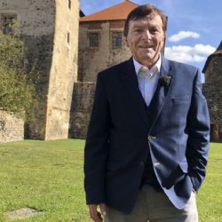 Trávníček se vrací na Švihov. V kulisách Popelky bude vzpomínat na slavnou pohádku