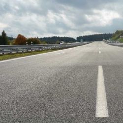 Vláda podpořila změnu: jednodenní dálniční známka by měla platit 24 hodin