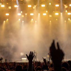 Pod lízátky vystoupí Xindl X a Monkey Business, Votroci se utkají s Olomoucí